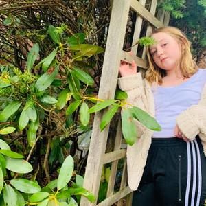 Meet your Posher, Angelina